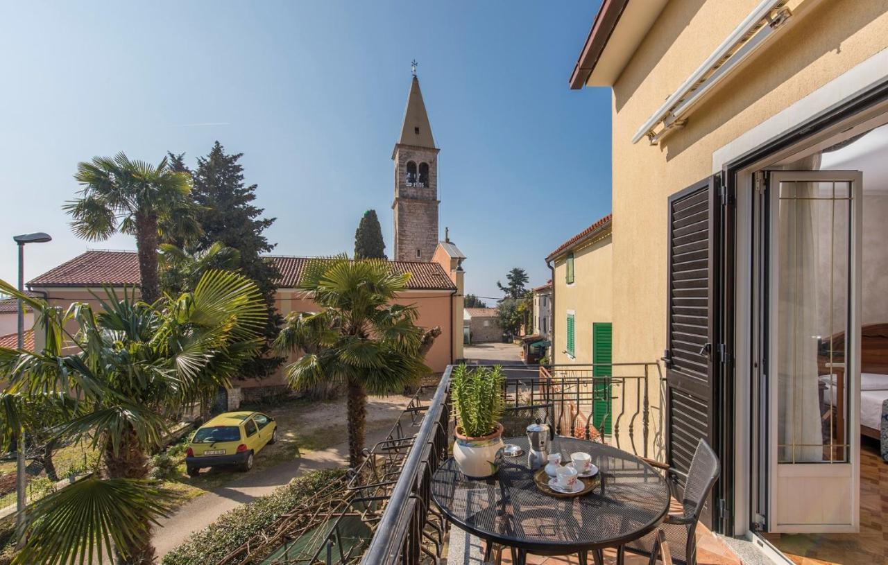 Apartment Complex Orzan Lovrecica Εξωτερικό φωτογραφία
