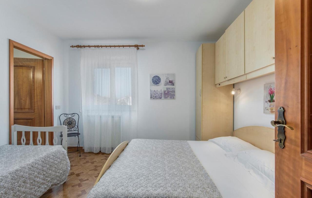 Apartment Complex Orzan Lovrecica Εξωτερικό φωτογραφία