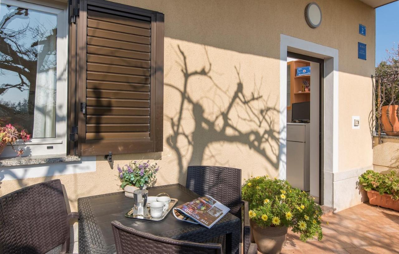 Apartment Complex Orzan Lovrecica Εξωτερικό φωτογραφία