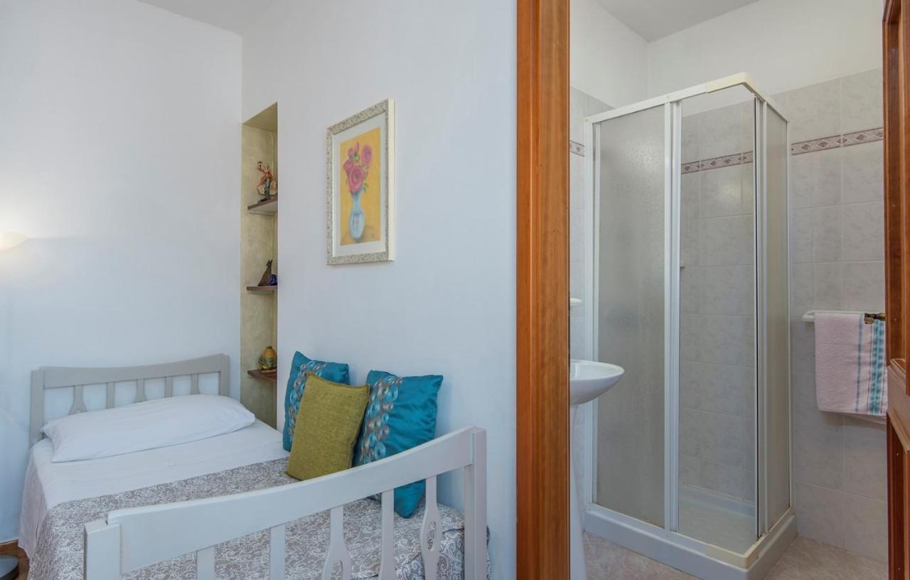 Apartment Complex Orzan Lovrecica Εξωτερικό φωτογραφία