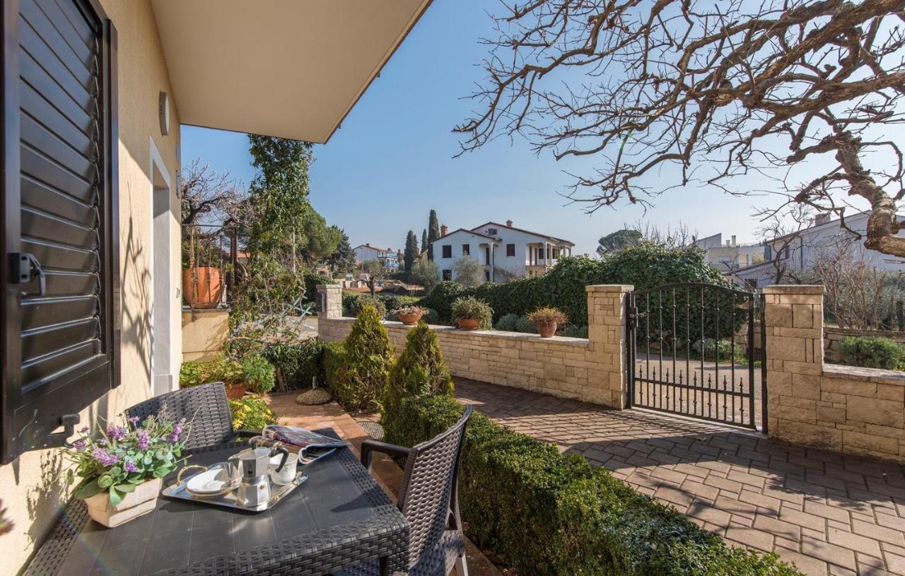 Apartment Complex Orzan Lovrecica Εξωτερικό φωτογραφία