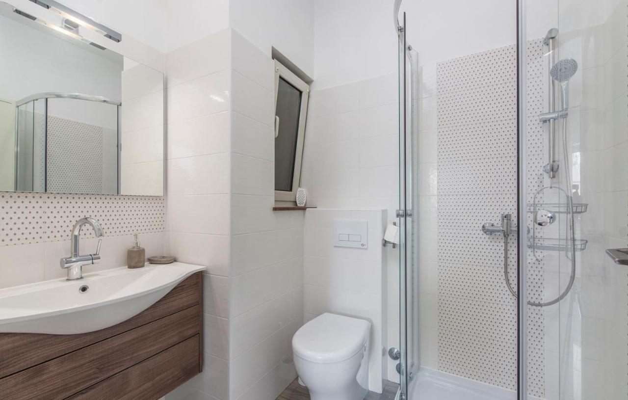 Apartment Complex Orzan Lovrecica Εξωτερικό φωτογραφία