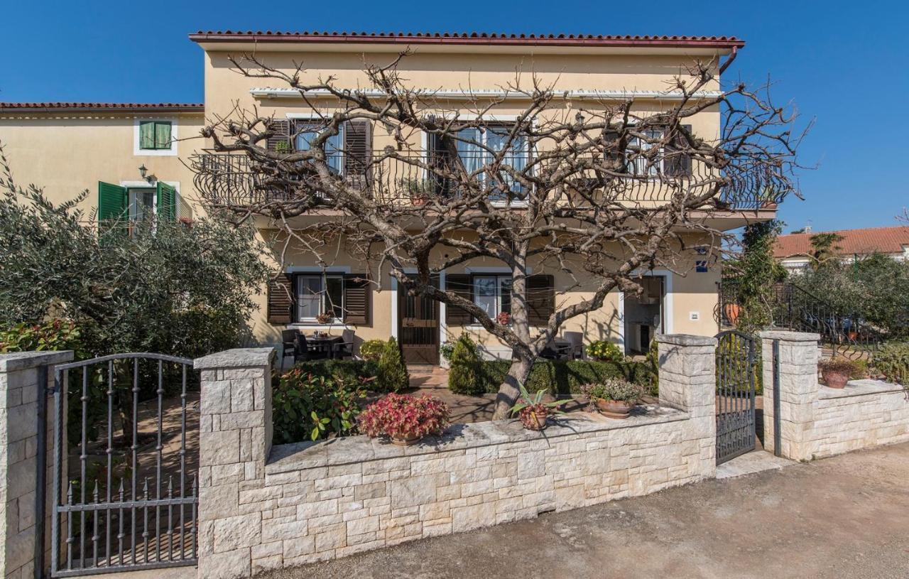Apartment Complex Orzan Lovrecica Εξωτερικό φωτογραφία