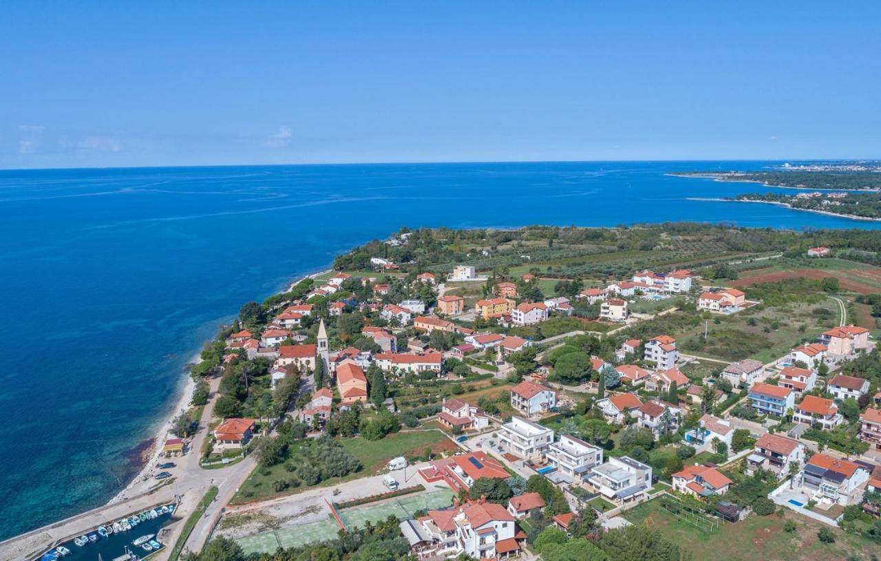Apartment Complex Orzan Lovrecica Εξωτερικό φωτογραφία
