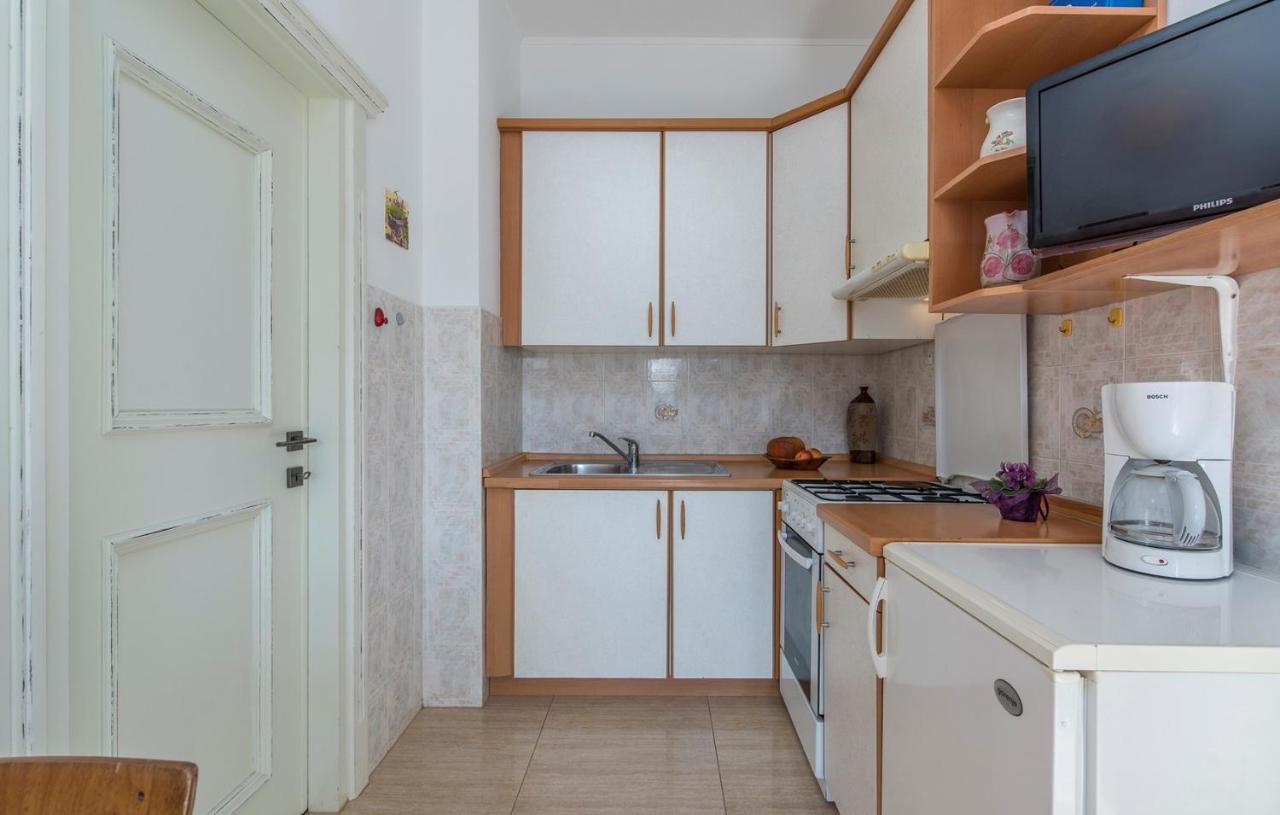 Apartment Complex Orzan Lovrecica Εξωτερικό φωτογραφία